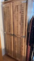 SIT Frigo Vintage Garderoben Schrank massiv Mangoholz Sachsen-Anhalt - Magdeburg Vorschau