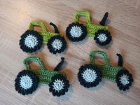 4 Applikationen Traktor Trecker grün Häkelnmotive handmade neu Nordrhein-Westfalen - Alpen Vorschau