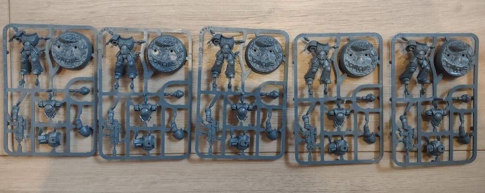 5x Warhammer 40000 40k Space Marine Figur Promofigur 99380101121 in Augsburg