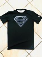 Under Armour Superman Compression Shirt wie NEU!!! München - Altstadt-Lehel Vorschau