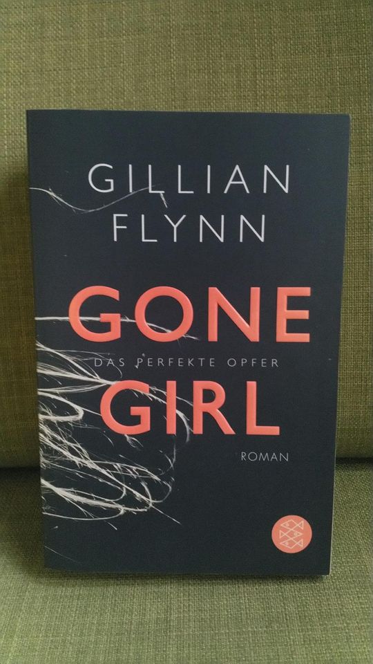 Buch "Gone Girl - Das perfekte Opfer" von Gillian Flynn in Radebeul