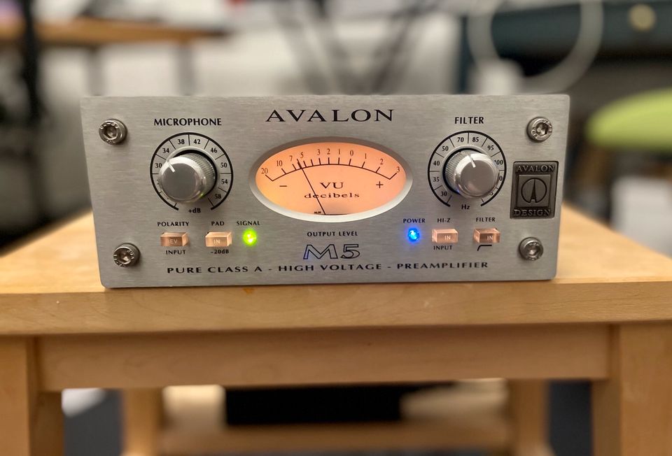 Avalon M5 in OVP, original Netzteil, komplett, wenig gelaufen in Kulmbach