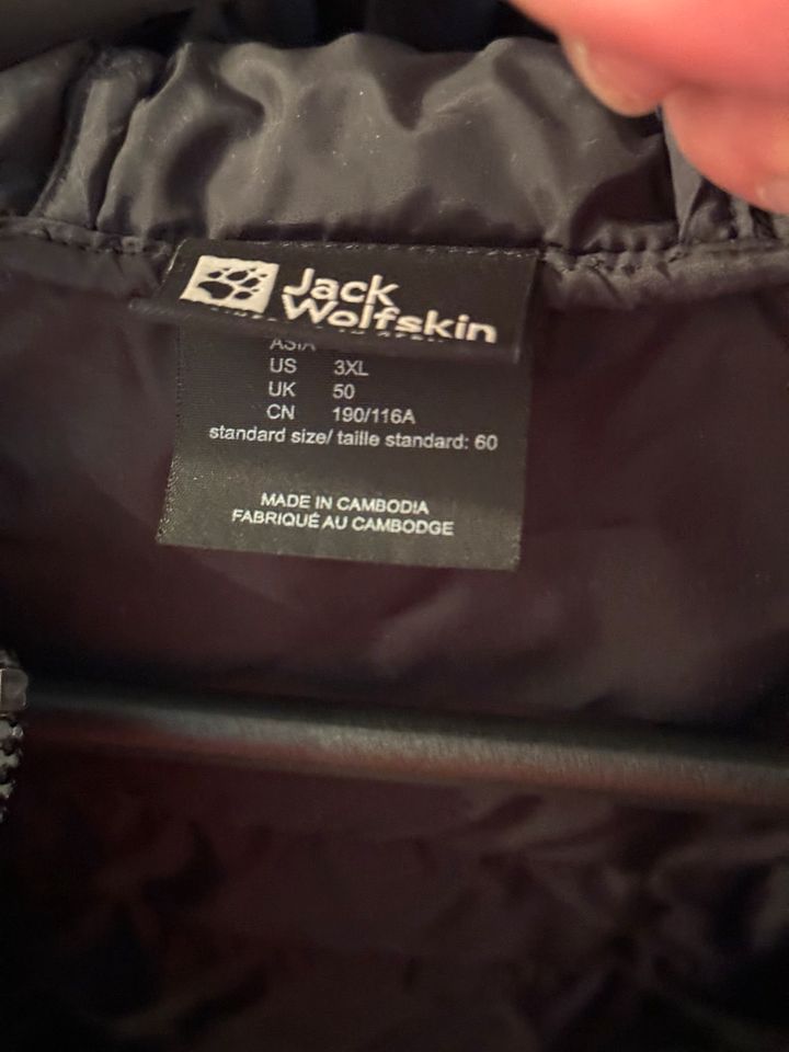 Jack Wolfskin Jacke leicht xxxl in Berlin