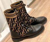 Original Fendi Boots Rockoko Military Stiefel Stiefeletten 38 Hessen - Dreieich Vorschau