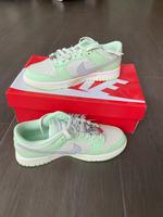 Nike Dunk Low *neu* Gr.39 Kr. München - Aschheim Vorschau