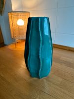 Hübsche Vase in grün ca 25 cm hoch Düsseldorf - Hafen Vorschau