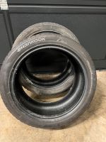 2x 255/40R18 99V Winterreifen Hankook Nordrhein-Westfalen - Rietberg Vorschau