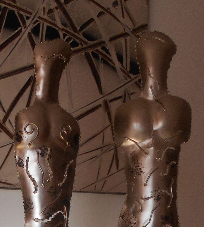 Design Objekt Skulptur figurativ silber Paar Frau Mann 85cm90cm in Berlin