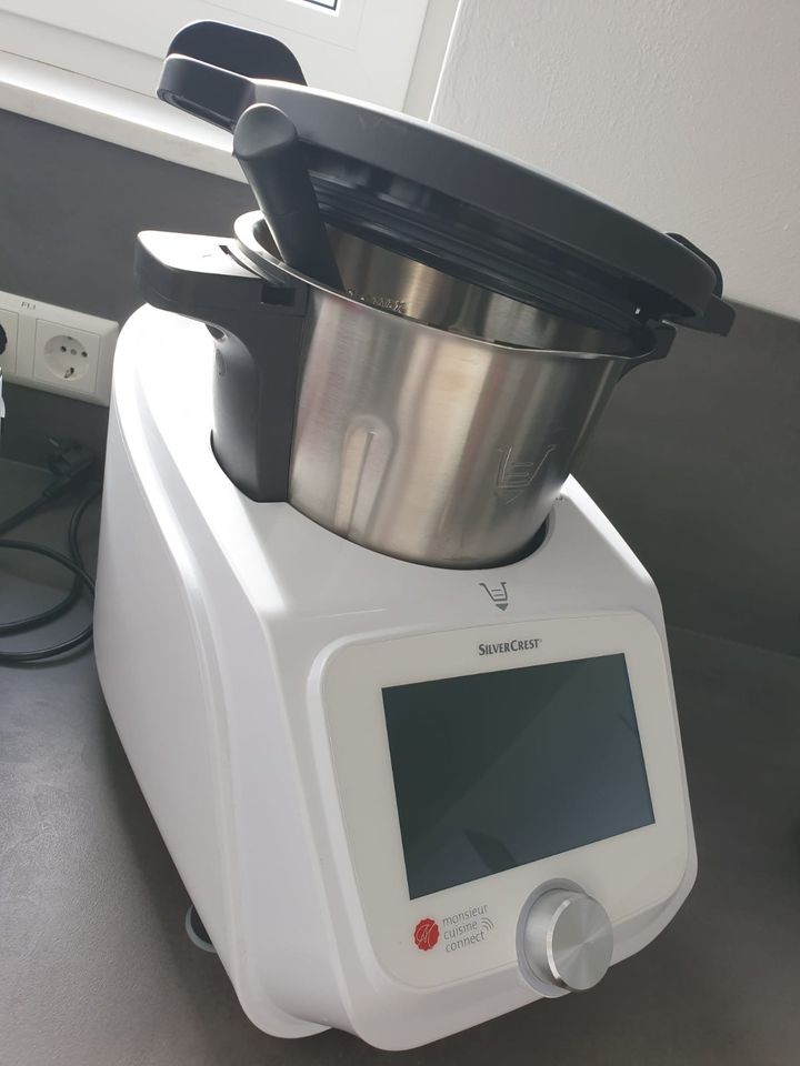 Küchenmaschine Monsieur Cuisine Connect SKMC 1200 E5 in Höhn