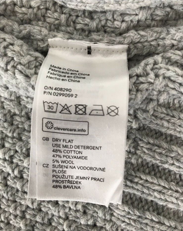 Kuscheliger Winterpullover für Jungen / Größe 74 in Wurmberg