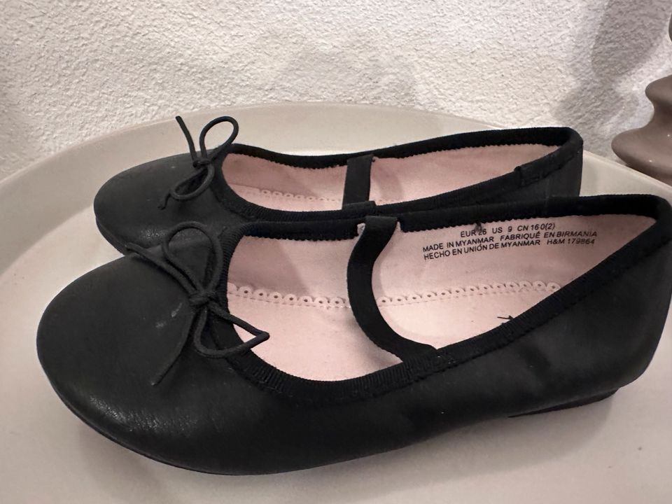 ❤️ schicke Ballerinas Schuhe H&M Hochzeit Kommunion Neu Gr 27 ❤️ in Eppingen