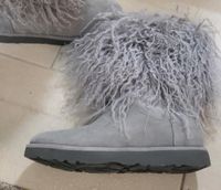 Ugg Stiefel mit Curly Lammfell 37/38 neu Nordrhein-Westfalen - Mülheim (Ruhr) Vorschau