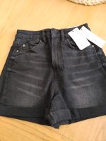 Neue Jeans Shorts Hotpants Gr. 36 Stradivarius Bayern - Weilheim i.OB Vorschau