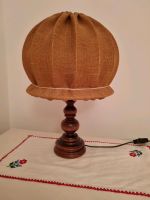Wunderschöne alte Vintage Tischlampe Tischleuchte Jute Holz Deko Brandenburg - Brieselang Vorschau