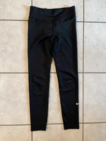 Lange Sporttight (Nike), Gr. 137/146 Nordrhein-Westfalen - Velen Vorschau