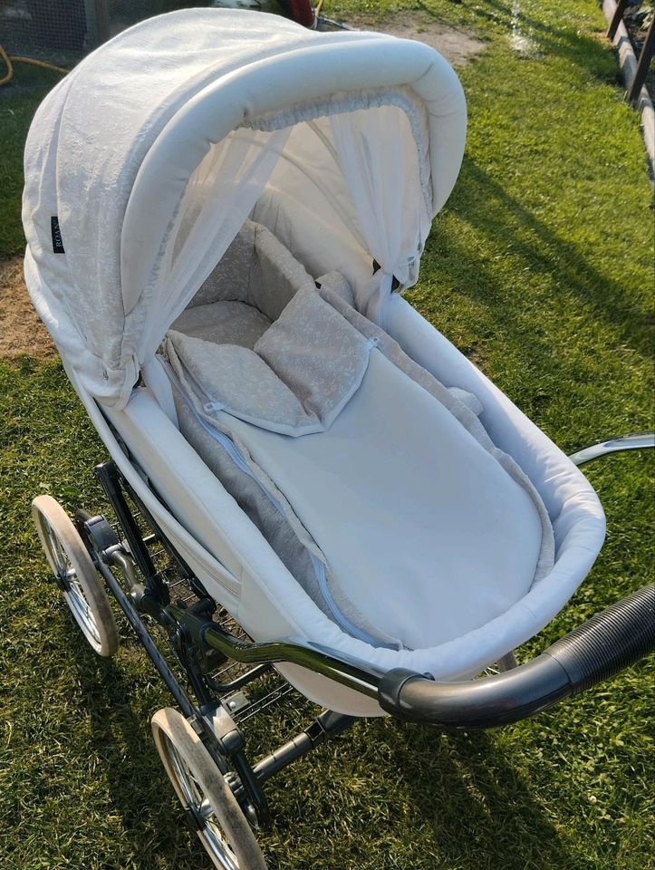 Kinderwagen in Schwarzheide