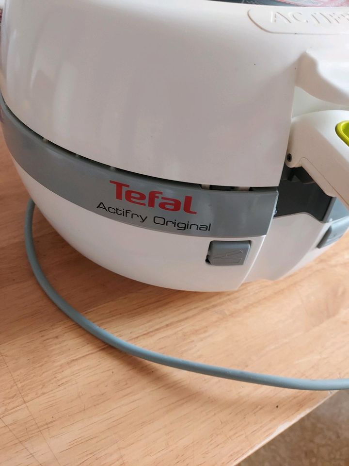 TEFAL HEIßLUFTFRITTEUSE in Aßlar