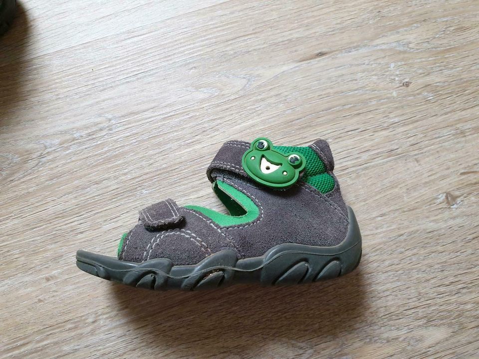 Superfit Rocky Sandalen Frosch grau Gr 23 * TOP * in Teistungen