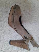 Kennel& Schmenger Pumps Gr. 6,1/2 camel-Wildleder Niedersachsen - Harsefeld Vorschau