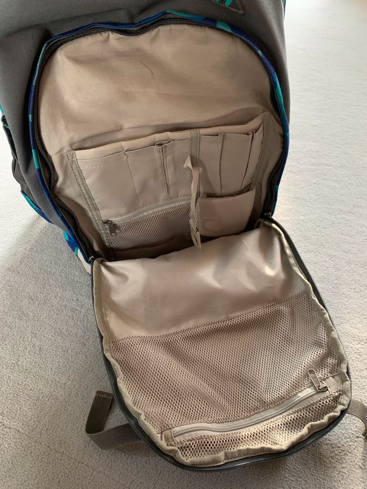 SATCH MATCH Schulrucksack Rucksack blau - Extrafach für Helm Ball in Neuss