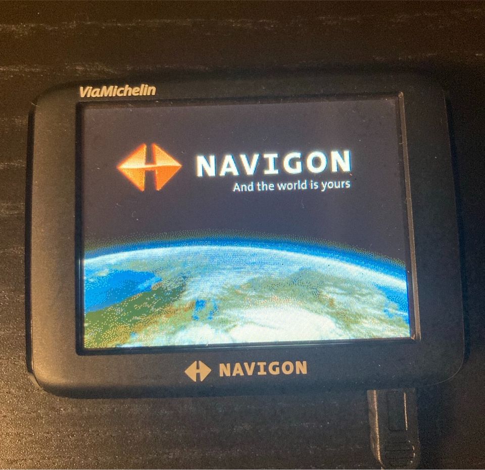 Navigationsgerät Navigationsgeräte TomTom Jay-tech Navigon in Siersleben