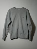 Adidas Originals Sweatshirt, Pulli, Vintage Gr.M in Hellgrau Essen - Rüttenscheid Vorschau