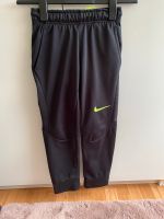 Nike Sporthose Trainingshose Gr 128/137 cm wie neu Wuppertal - Elberfeld Vorschau