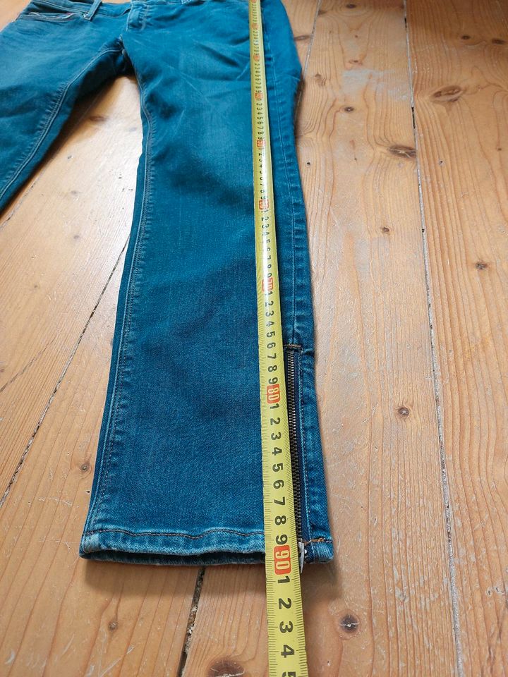 Tolle Jeans  von Tommy Hilfiger " Nora " zu verkaufen in Leer (Ostfriesland)