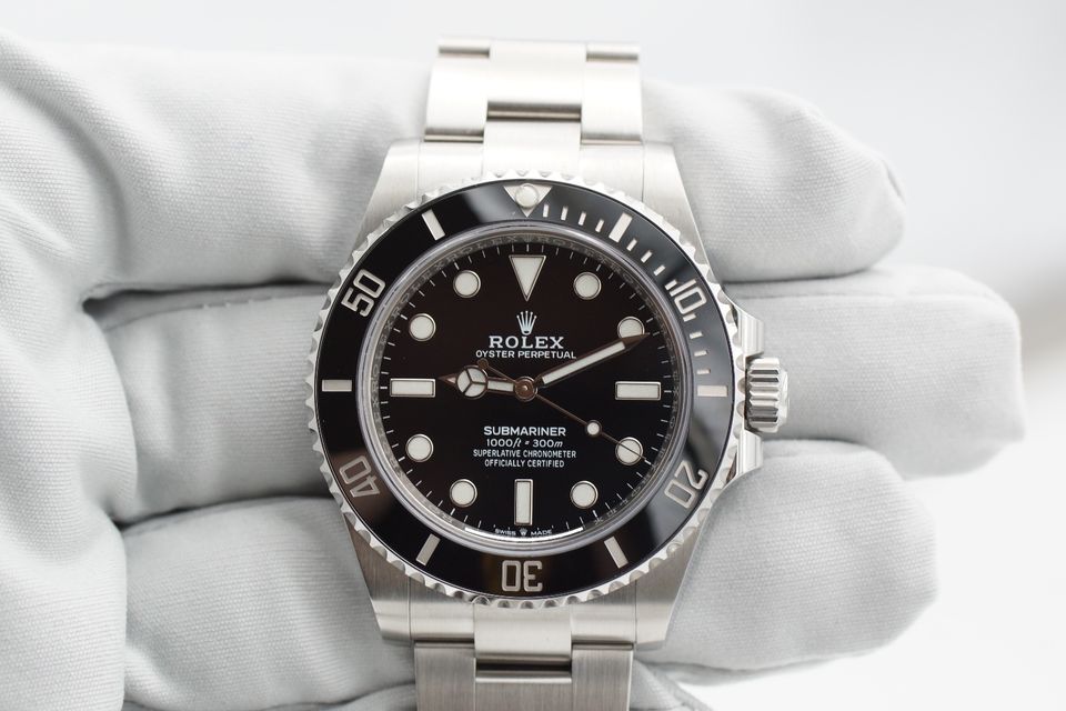 Rolex Submariner NoDate 124060 Oyster Full-Set 2021 in Hamburg