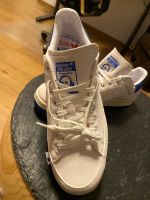 Adidas sneaker Rod Laver neu und ungetragen Größe 46 Baden-Württemberg - Donaueschingen Vorschau