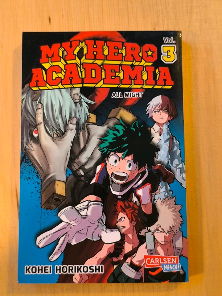 My hero Academia Manga Band 1-10 + Charakter book in Stuttgart