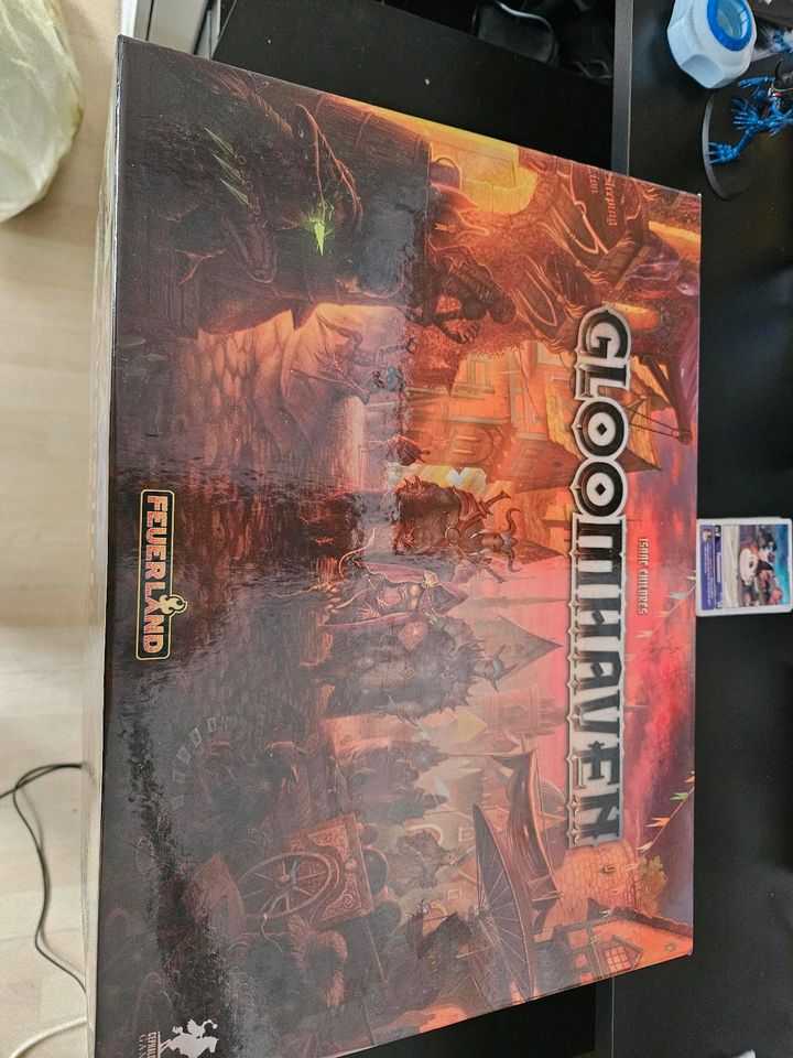 Gloomhaven + Erweiterungen in Ennepetal