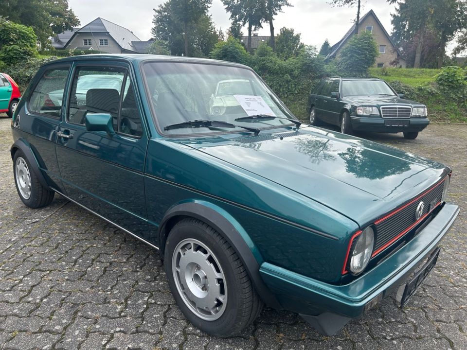 Volkswagen Golf GTI G60 mit Pirelli Felgen in Paderborn