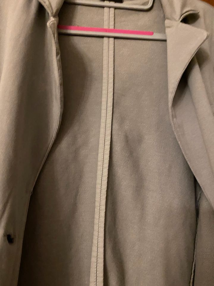 Schöne Damen Jacke, grau Gr 44/46 von Gerry Weber in Hamburg