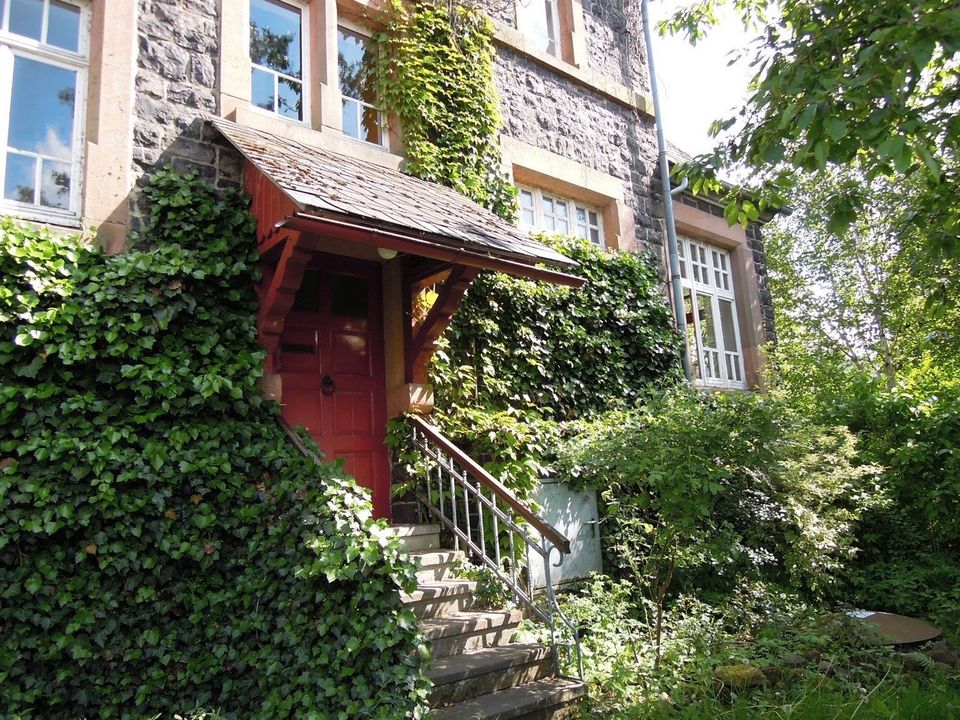 Dachgeschosswohnung im Vogelsbergkreis Ulrichstein     OT Feldkrücken! Alte Schule! in Ulrichstein