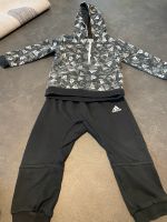 Adidas Kinder Anzug Sport Größe 92 schwarz / grau Duisburg - Homberg/Ruhrort/Baerl Vorschau