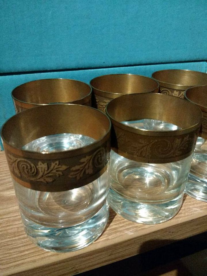 6 Whiskyglas, Whiskybecher, mit Verzierungen in Swisttal