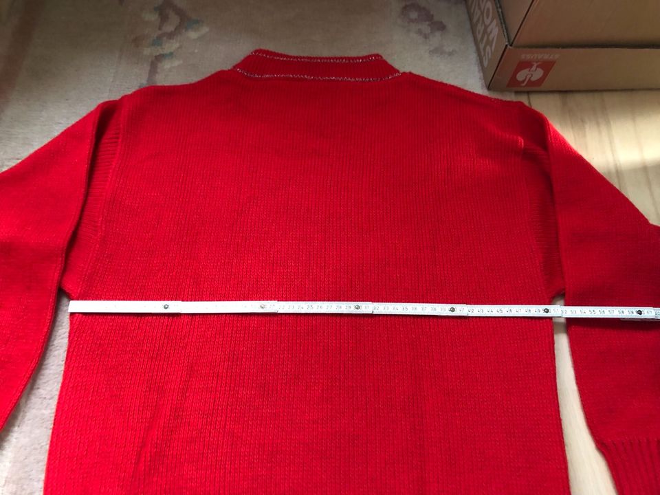 Pullover Gr. XL rot in Fischbach