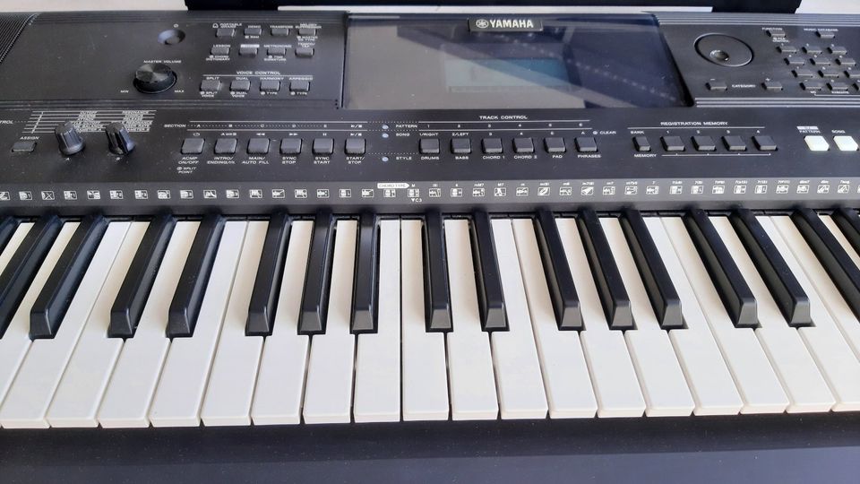 Yamaha PSR - EW400 Keyboard - TOP Zustand - Instrument in Bergisch Gladbach