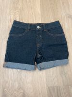 Kurze Jeans Hose Shorts Größe 104 H&M NEU Sachsen - Penig Vorschau