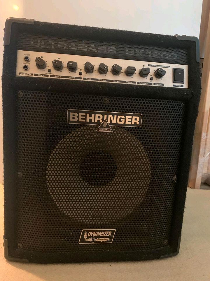 Ultrabass BX 1200 Behringer - Dynamizer in Berlin