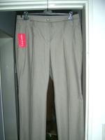 NEU m. E. Apriori by Escada modische Hose Gr. 42 - 44 BW Mischung Hessen - Friedrichsdorf Vorschau