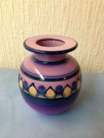 lila Keramik Vase mit umlaufenden Muster Nordrhein-Westfalen - Issum Vorschau