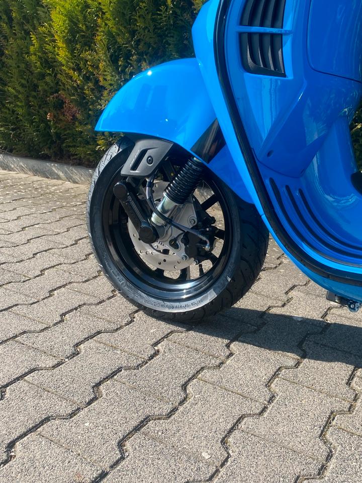 Vespa GTS 125 E5+ / GTS 310 SuperSport TWM 13 ZOLL alle Farben in Eschborn