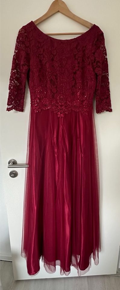 Abendkleid Festliches Kleid von Vera Mont Rot in Kaarst