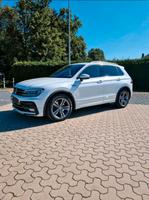 Volkswagen Tiguan 2,0 TDI 4MOTION R-Line Oryxweiß Perlmutteffekt Niedersachsen - Sassenburg Vorschau