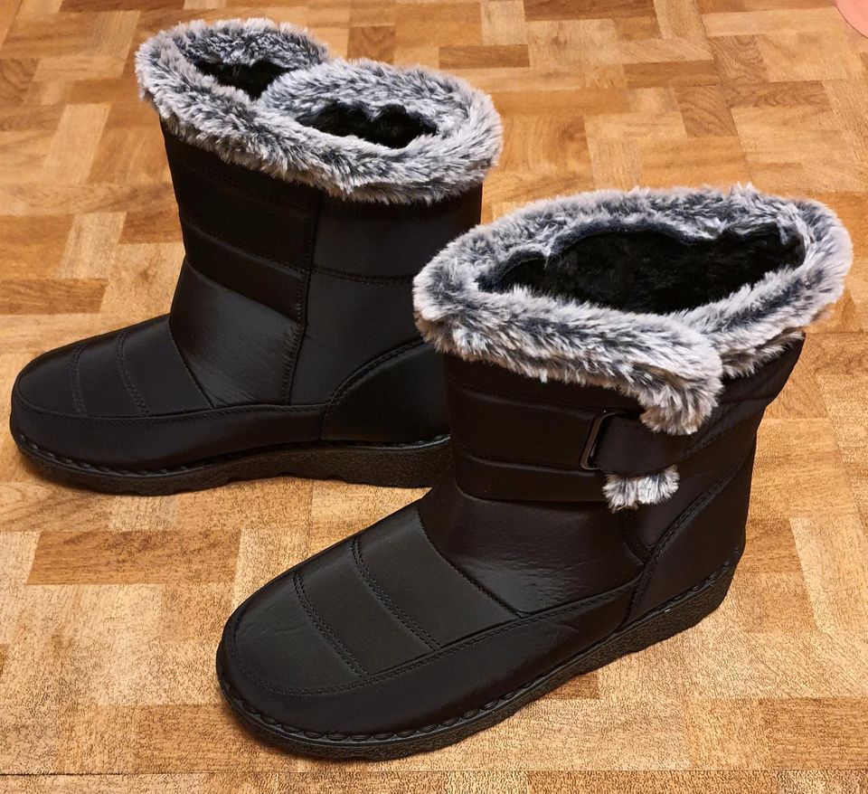 Damen Winter Stiefel Boots Kunstpelz gefüttert Gr. 40 Schwarz Neu in Ingolstadt