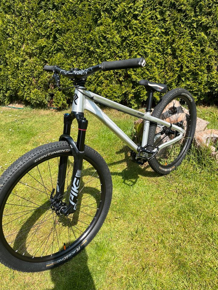 Radon Slush Dirt Jump Bike Dirt Bike Größe L in Glauchau