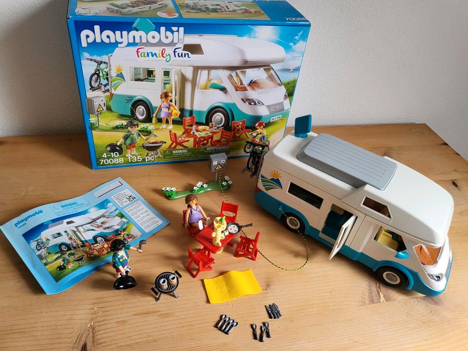 Playmobil 70088 family fun Wohnmobil in Albstadt