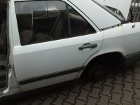 Mercedes W124 Tür hinten links ohne Anbauteile Thüringen - Pössneck Vorschau